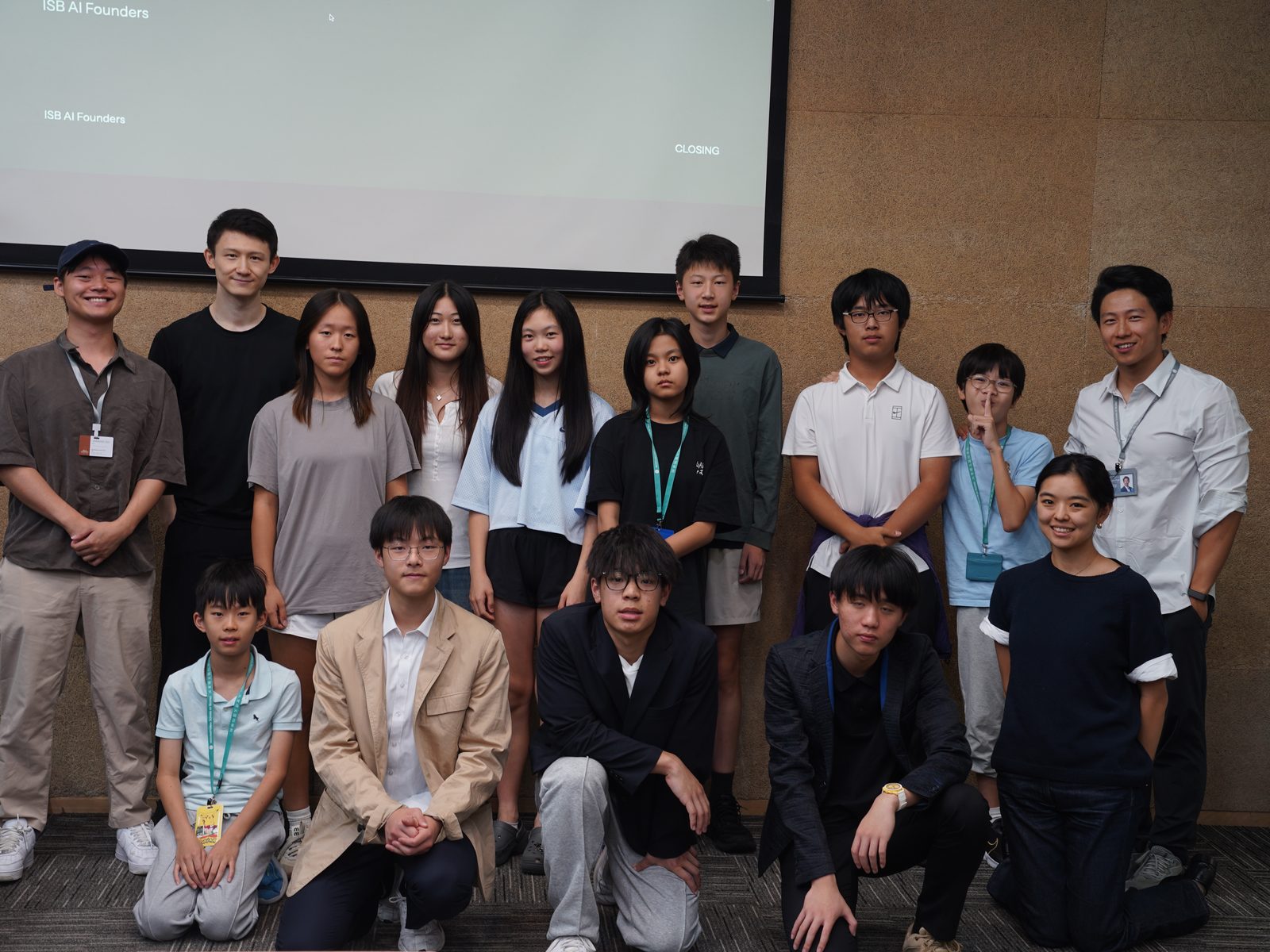 北京顺义国际学校营员在路演日的合影